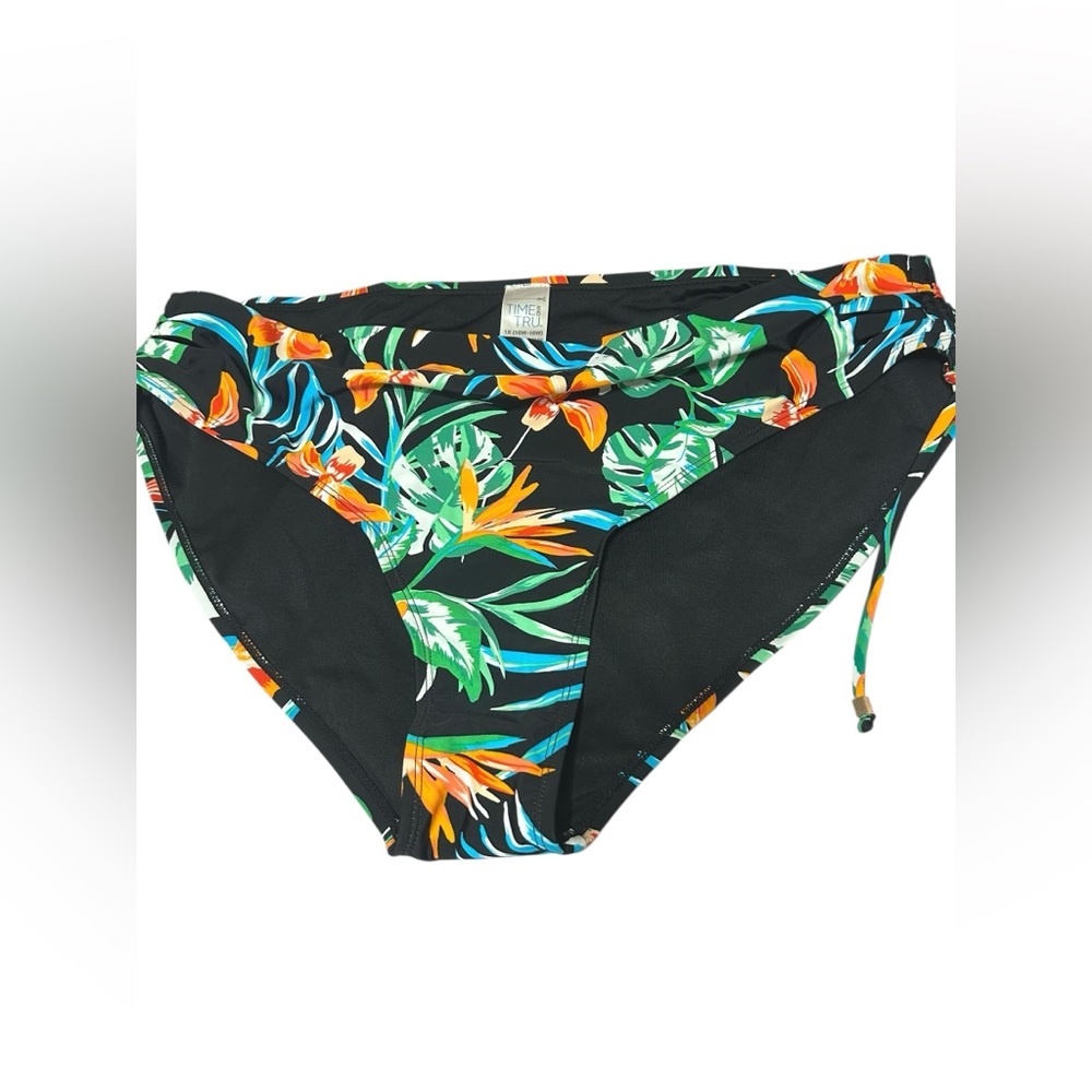 NWT Bikini Bottom    - Picture 14 of 16